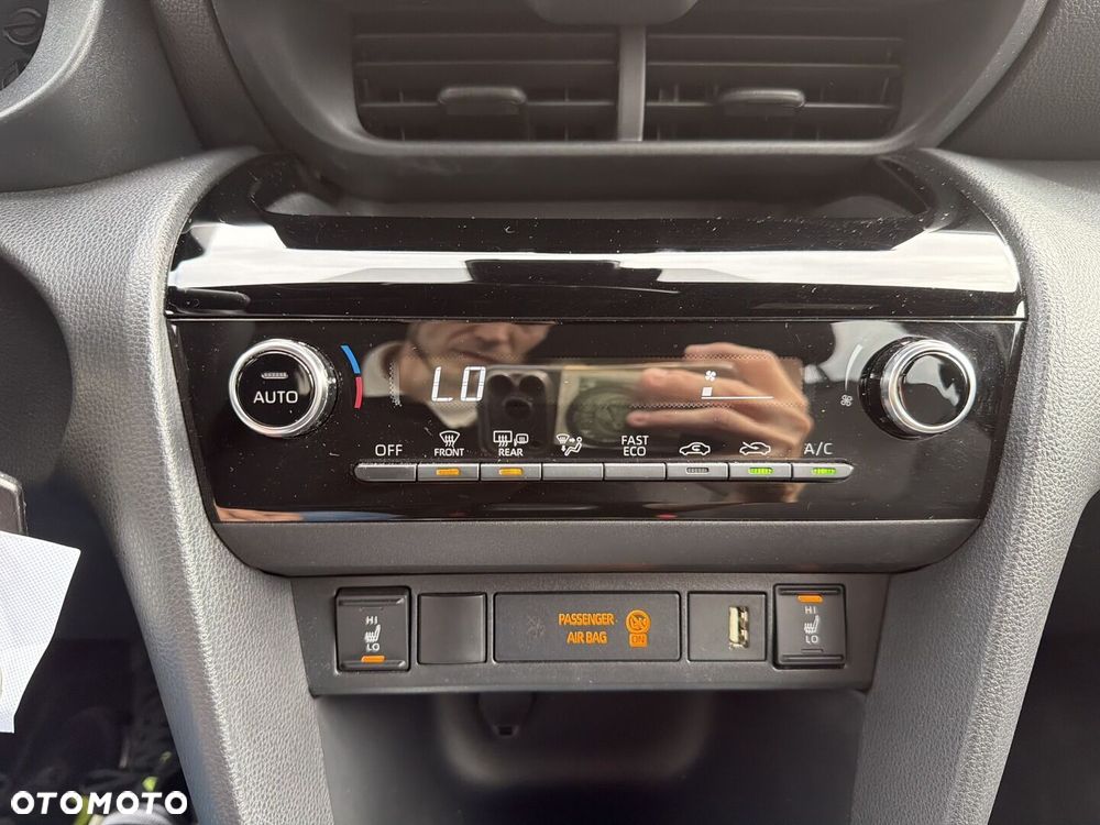 Toyota Yaris Cross Hybrid 1.5 Comfort - 19