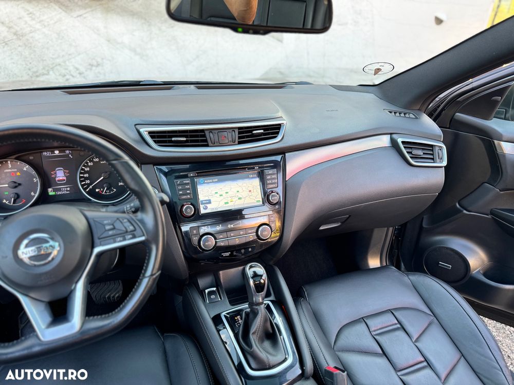 Nissan Qashqai 1.6 DCI Xtronic TEKNA+ - 6