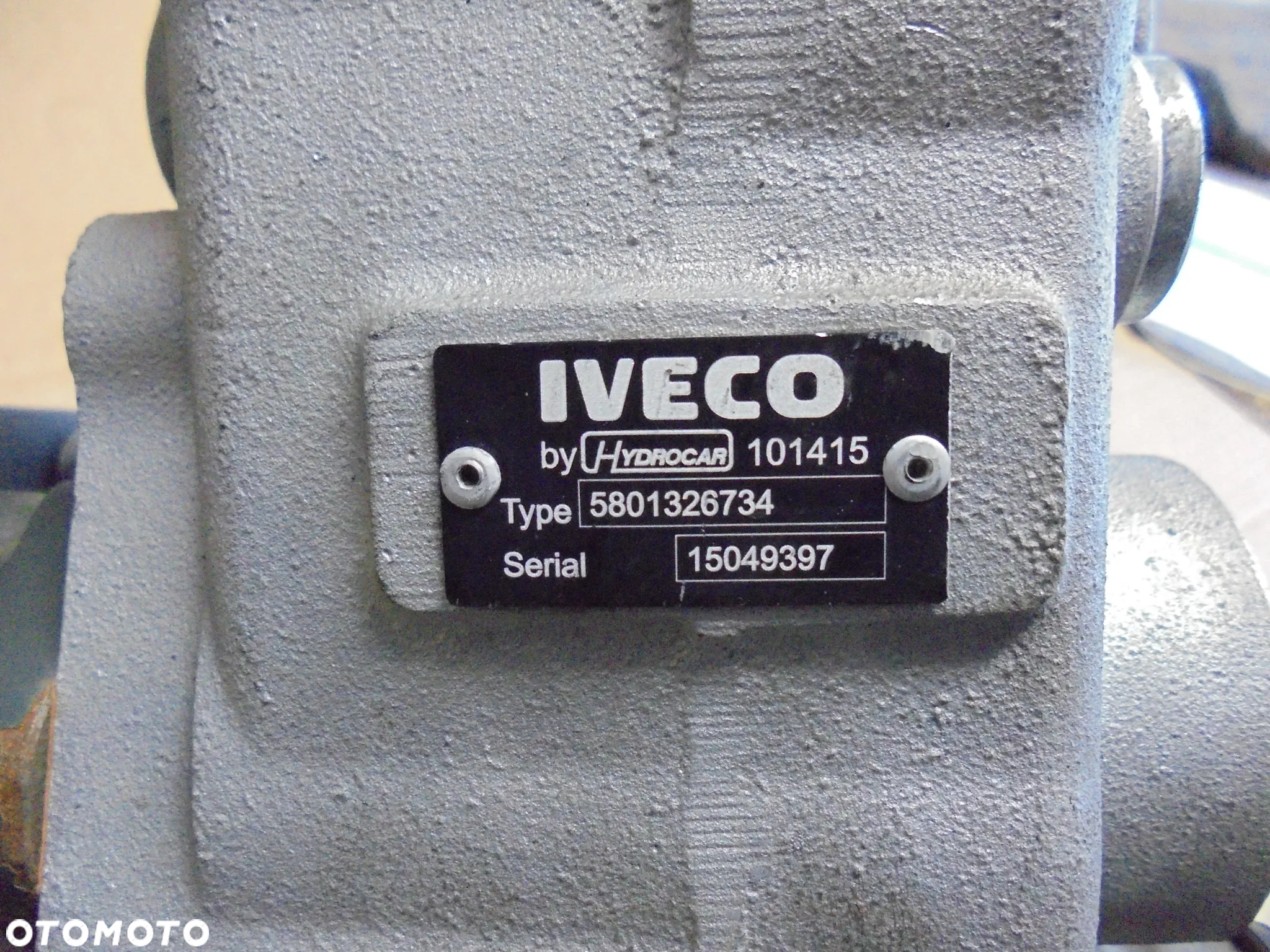 PRZYSTAWKA SKRZYNI BIEGÓW Z POMPĄ IVECO DAILY 5801326734 - 3