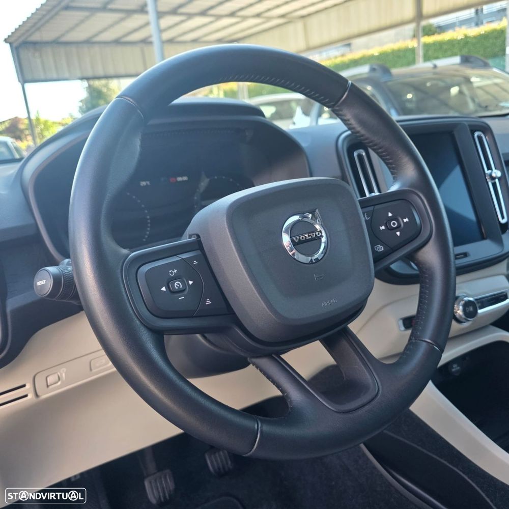 Volvo XC 40 1.5 T3 Momentum - 16