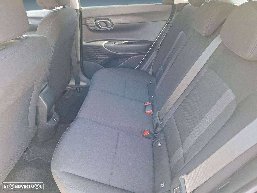 Hyundai i20 1.2 Comfort - 11