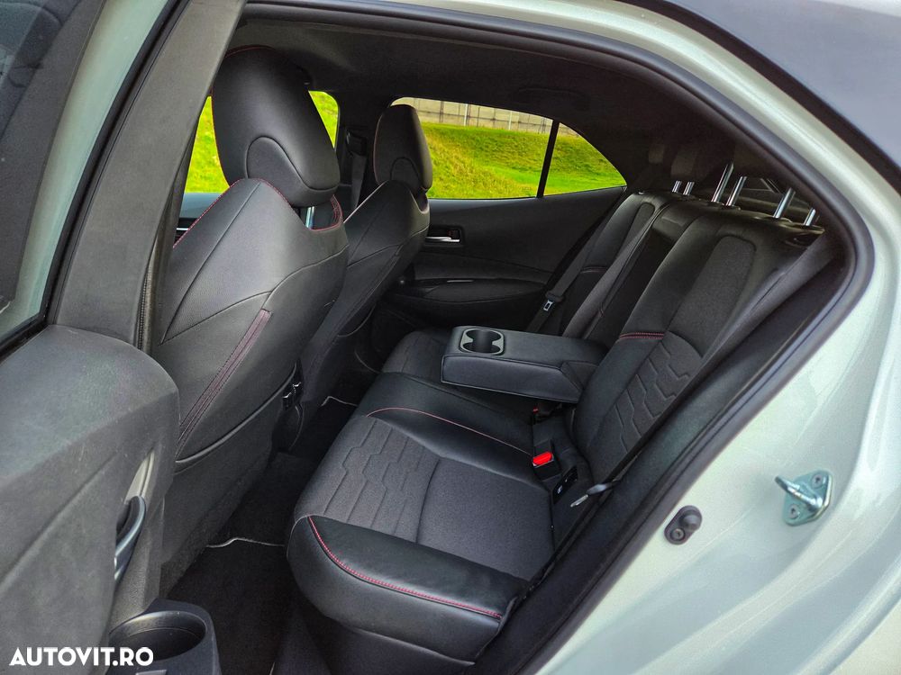 Toyota Corolla 1.8 Hybrid Business Edition - 21