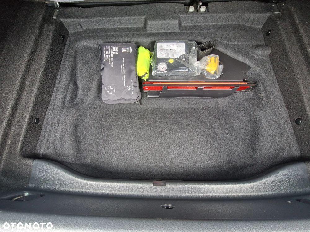 Mercedes-Benz Klasa A 180 (BlueEFFICIENCY) 7G-DCT Urban - 9