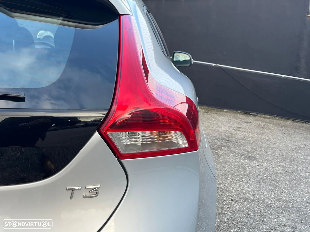 Volvo V40 1.5 T3 Sport Edition Geartronic - 12
