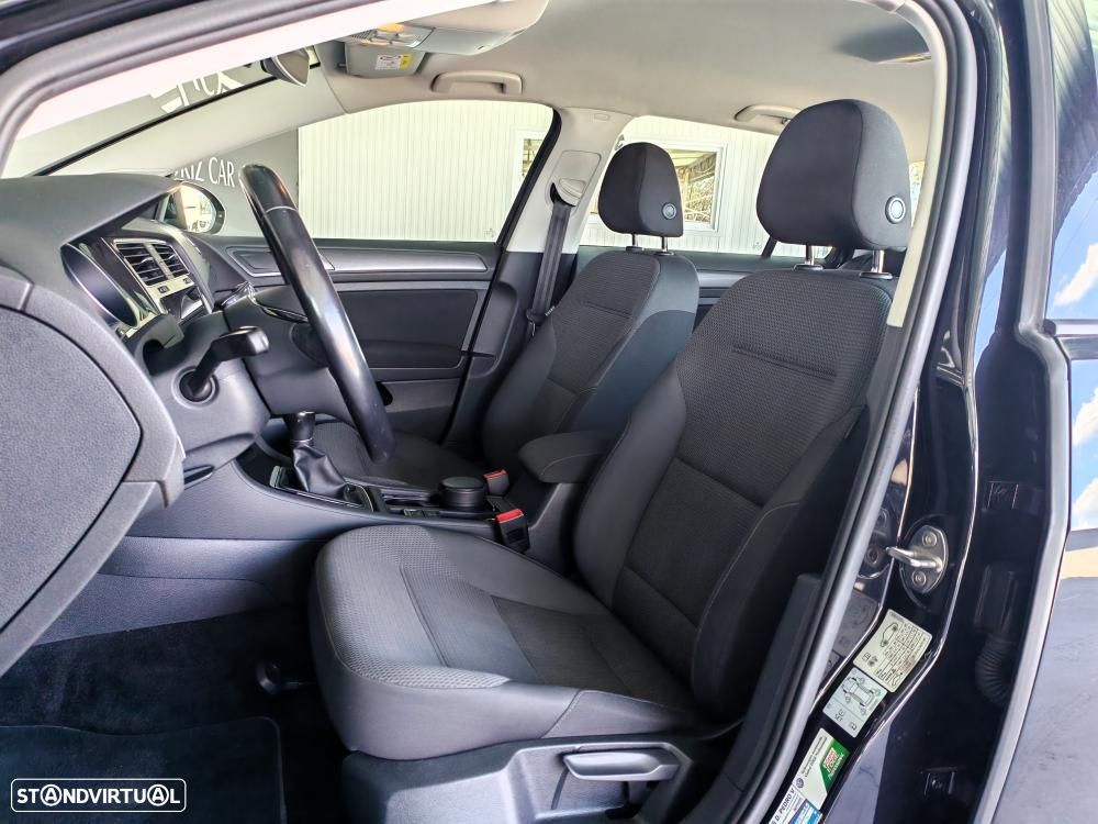 VW Golf Variant 1.6 TDi Confortline - 9