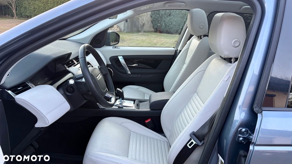 Land Rover Discovery Sport - 7