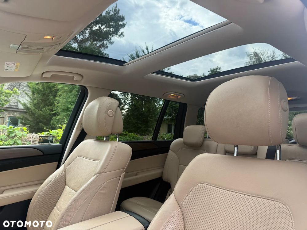 Mercedes-Benz GLS - 9