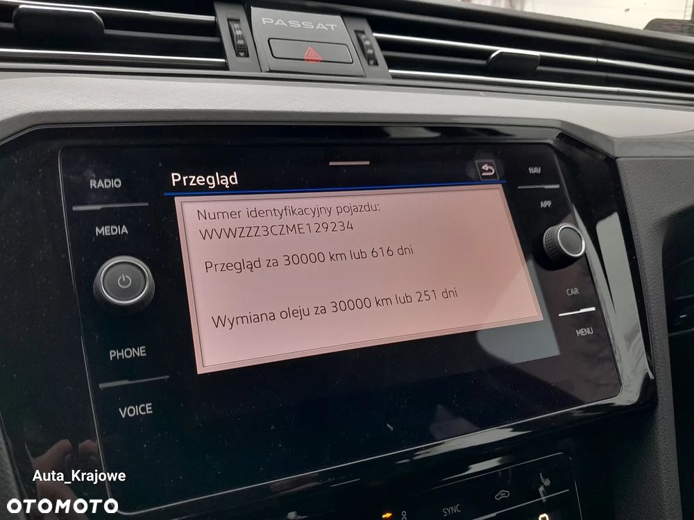 Volkswagen Passat 2.0 TSI Business DSG - 18