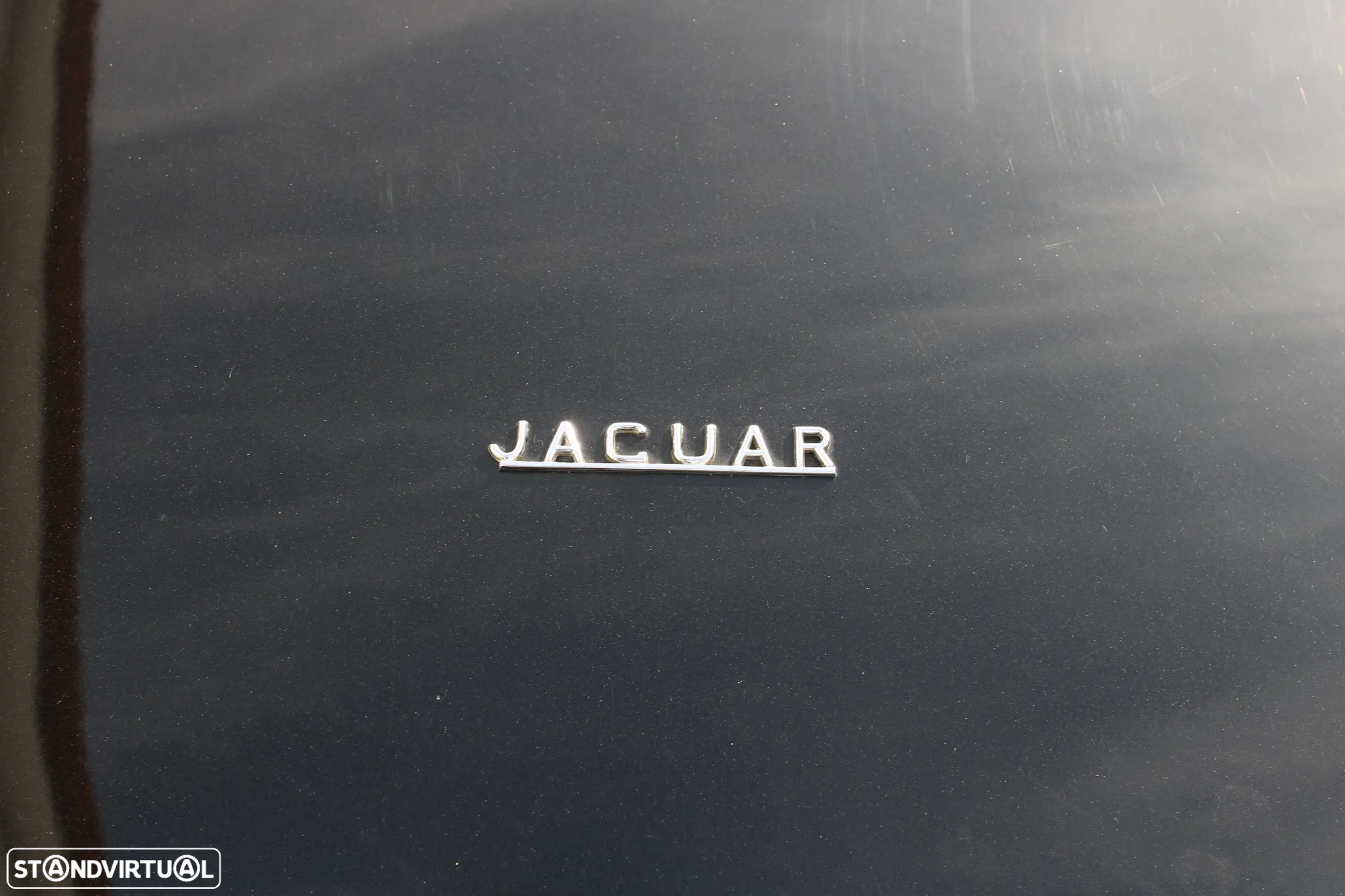 Jaguar E-Type - 14
