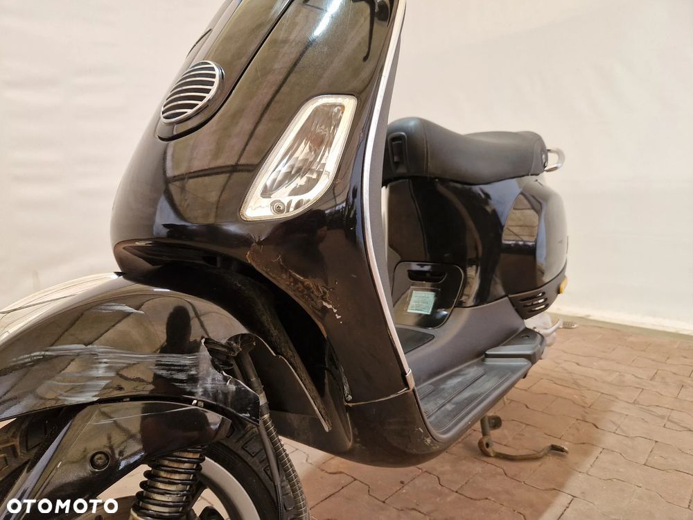 Piaggio Vespa - 23