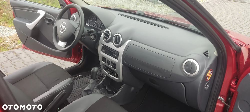 Dacia Sandero 1.6 MPI Stepway - 10