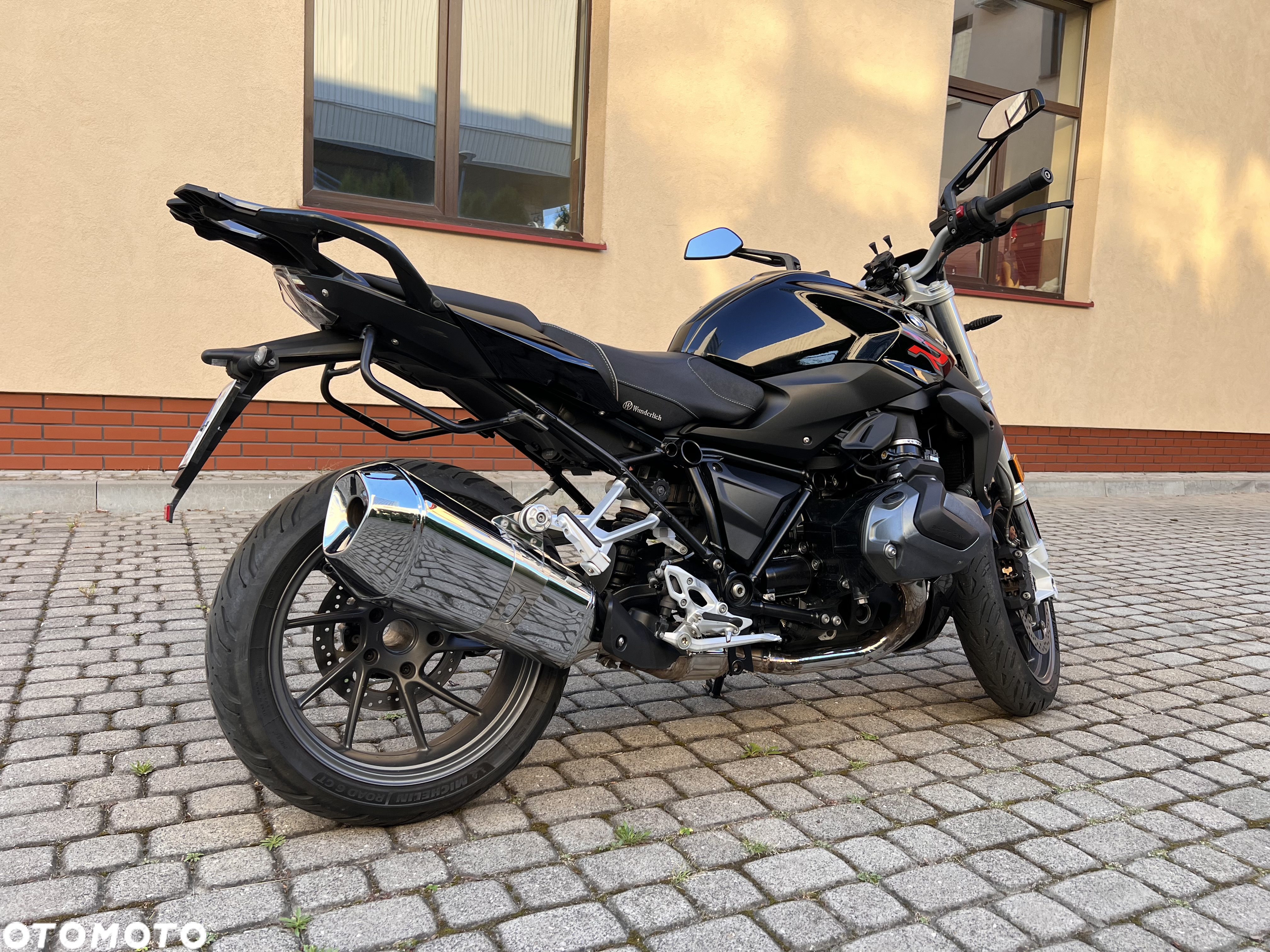 BMW R - 12
