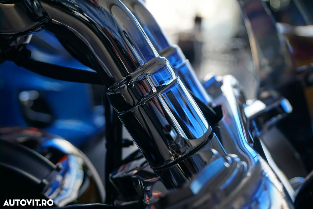 Harley-Davidson Softail Breakout FXSB - 11