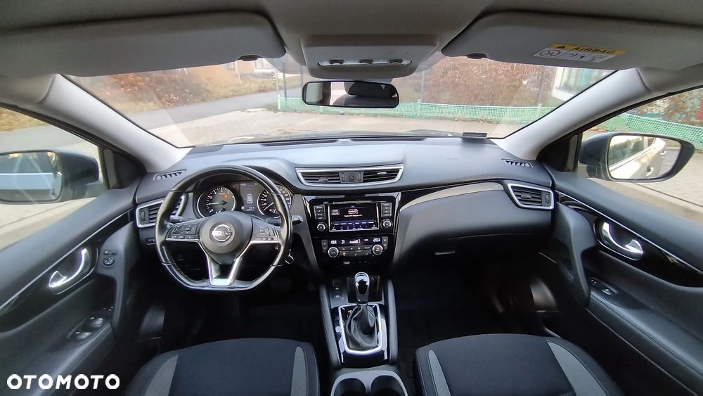 Nissan Qashqai 1.3 DIG-T N-Connecta DCT - 12