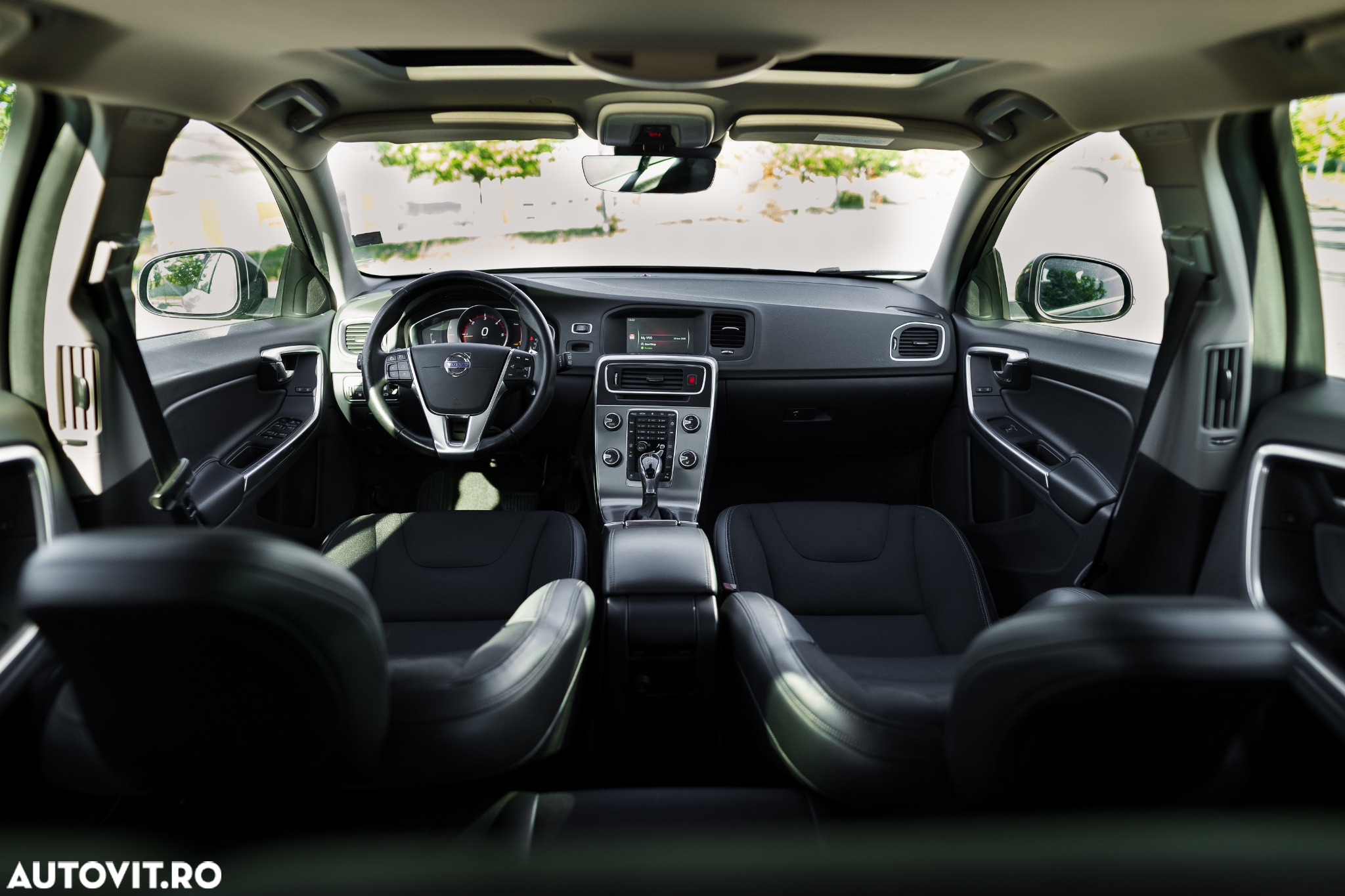 Volvo V60 D3 Geartronic - 32