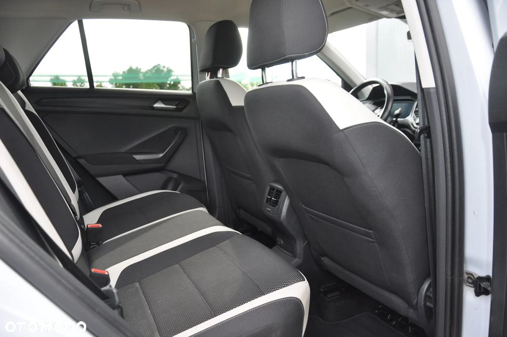 Volkswagen T-Roc 2.0 TDI SCR 4MOTION DSG Sport - 31