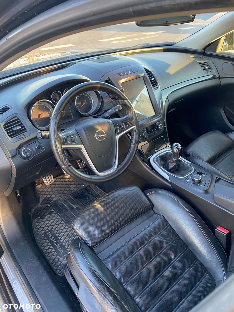 Opel Insignia - 15