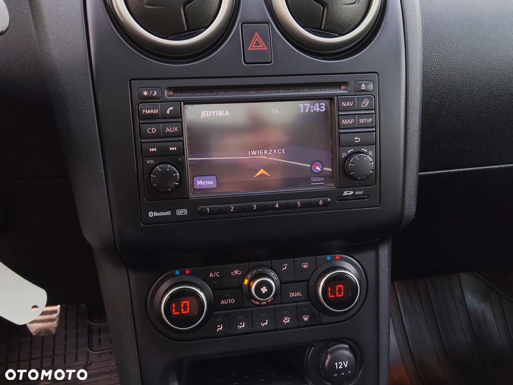 Nissan Qashqai 1.6 visia - 29