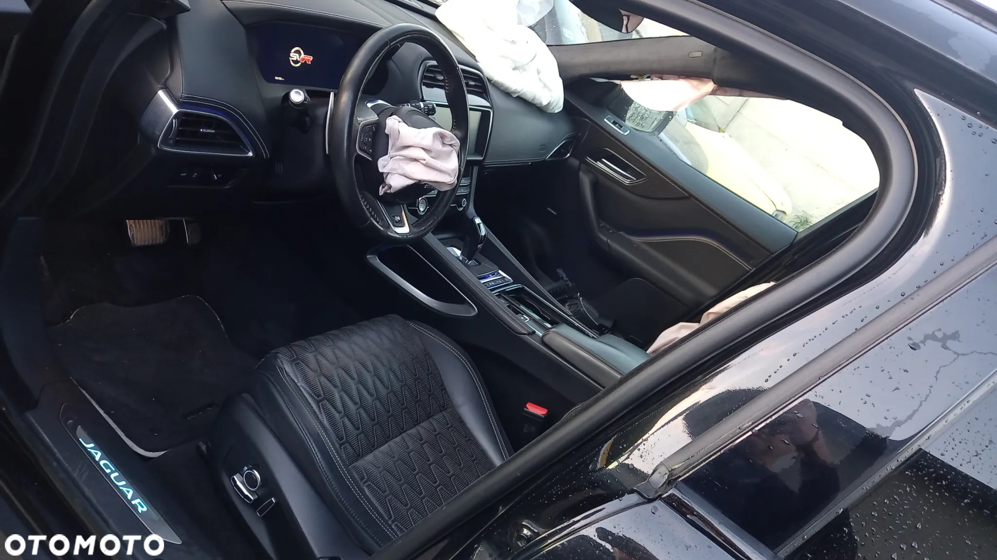 Jaguar F-Pace 5.0 V8 P550 AWD SVR - 7