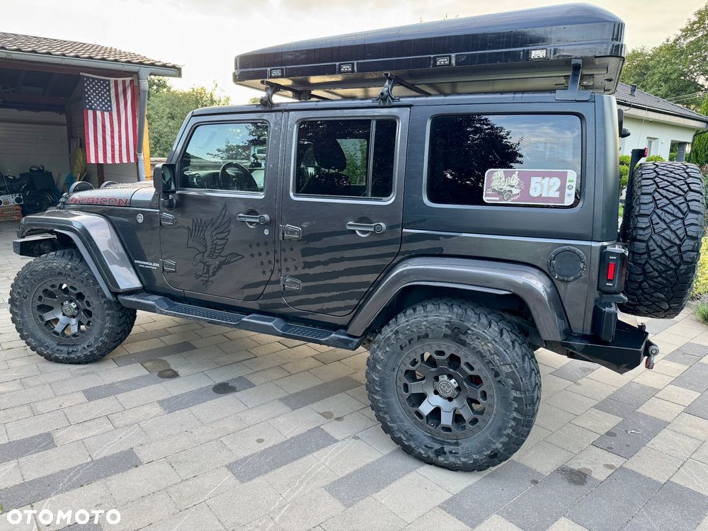 Jeep Wrangler - 10