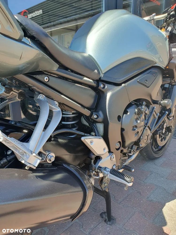 Yamaha FZ - 35