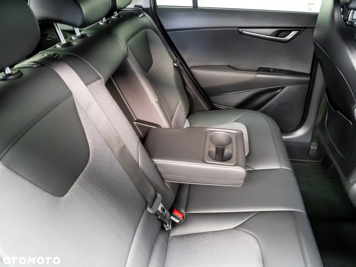 Kia Niro 1.6 GDI Hybrid L - 16