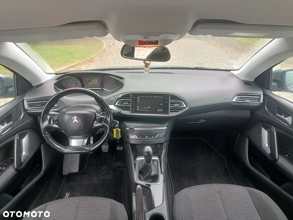 Peugeot 308 1.2 PureTech Active S&S - 6