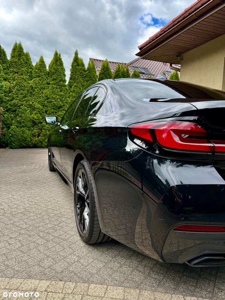 BMW Seria 5 520d xDrive MHEV Sport - 13