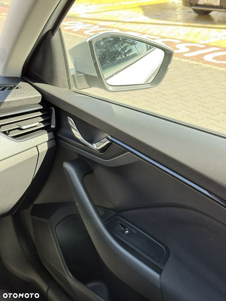 Skoda Scala 1.0 TSI Essence - 29