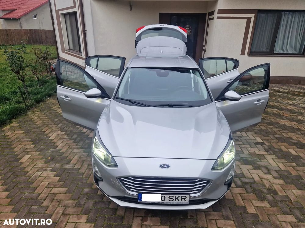 Ford Focus 1.0 EcoBoost Titanium - 28