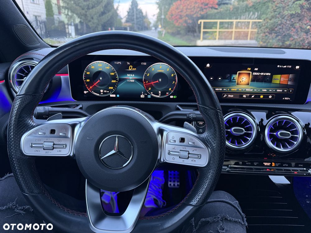 Mercedes-Benz CLA - 9