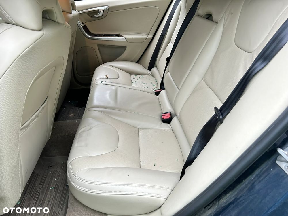 Volvo V60 - 6