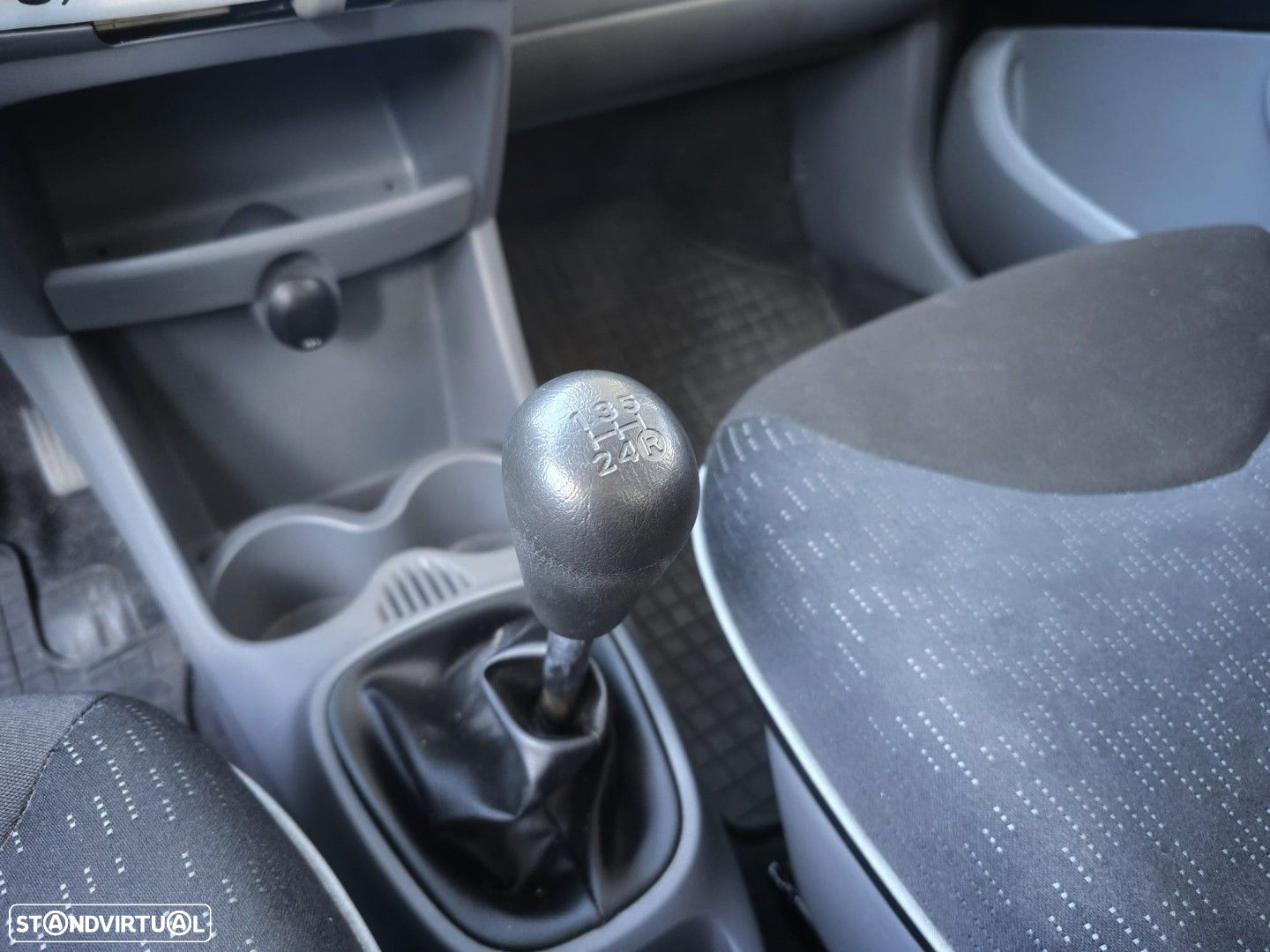 Peugeot 107 1.0 Style - 11