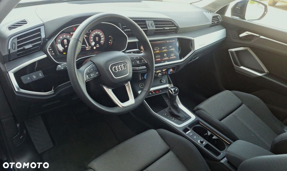 Audi Q3 - 11