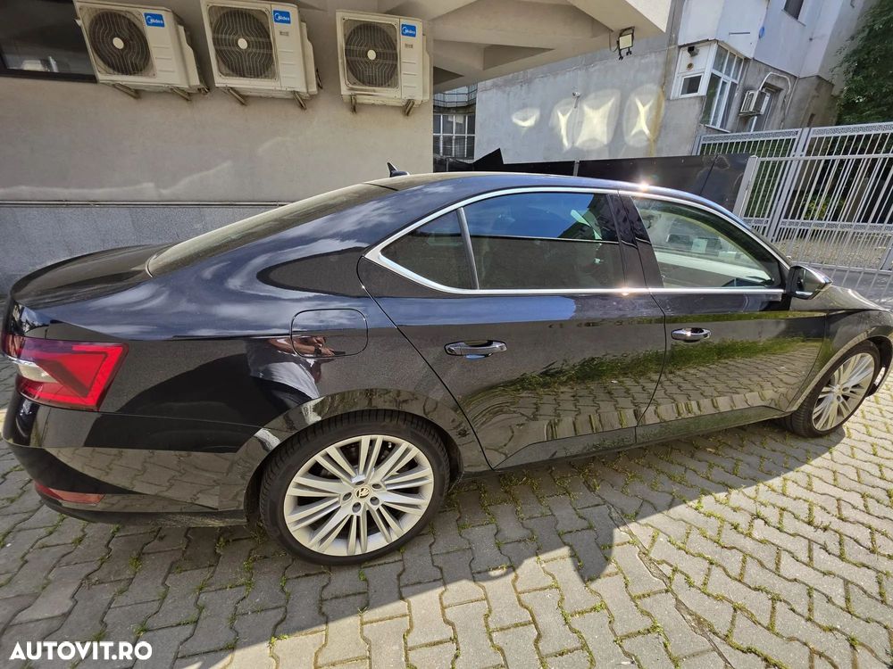 Skoda Superb 2.0 TSI 4X4 DSG Style - 8