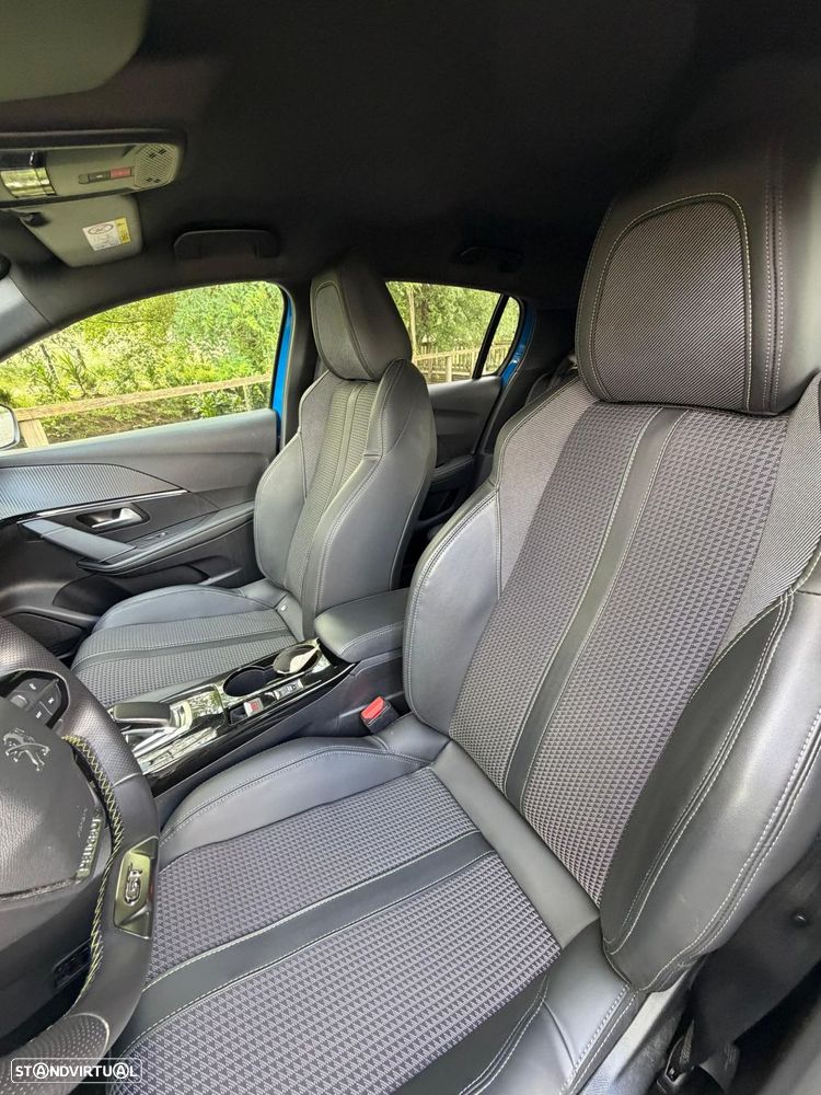 Peugeot e-208 50 kWh GT Line - 24
