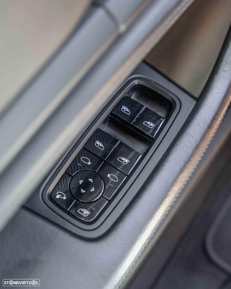 Porsche Taycan Turbo - 47