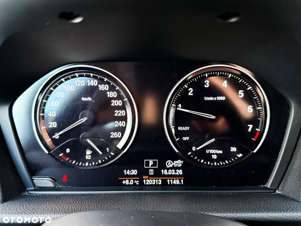 BMW Seria 2 218i - 32
