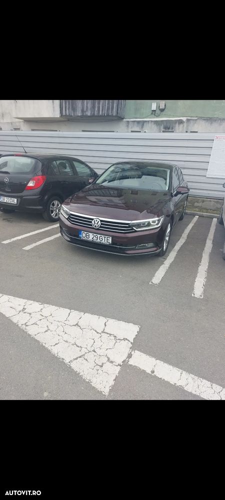 Volkswagen Passat 2.0 TDI DSG Highline - 4