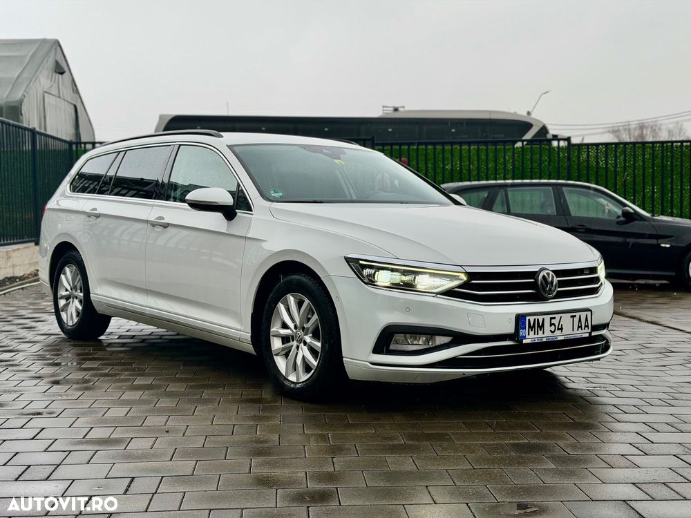 Volkswagen Passat ver-2-0-tdi-scr-dsg-comfortline - 9