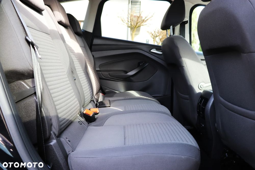 Ford C-MAX 1.5 TDCi Start-Stop-System Titanium - 23