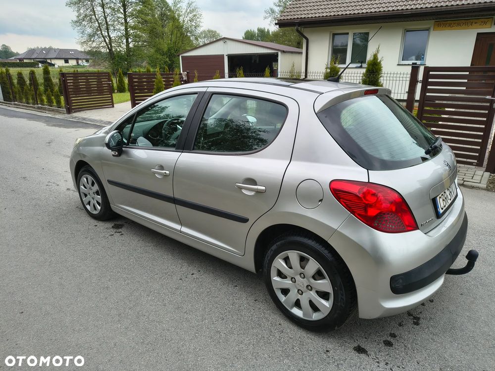 Peugeot 207 1.4 16V Presence - 12