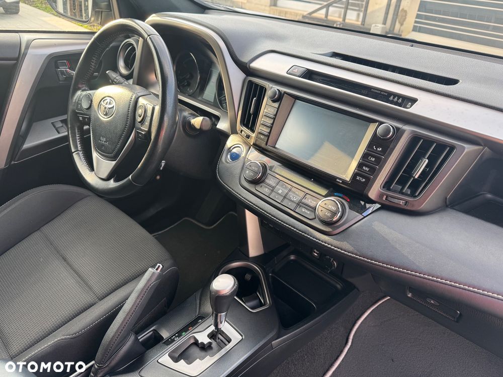 Toyota RAV4 Hybrid Premium 4x2 - 22