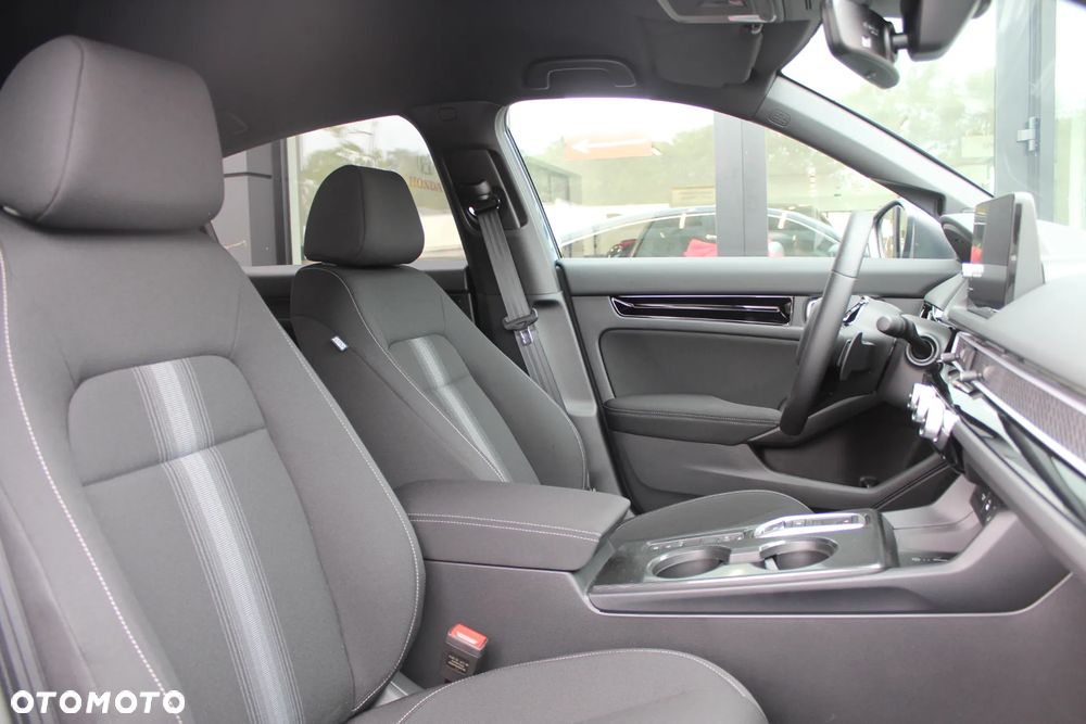 Honda Civic 2.0 i-MMD Elegance CVT - 20
