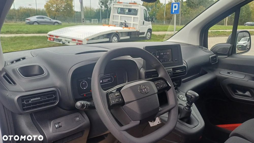 Toyota Proace City - 17