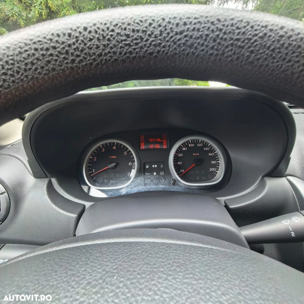 Dacia Duster 1.6 4x2 Ambiance - 9