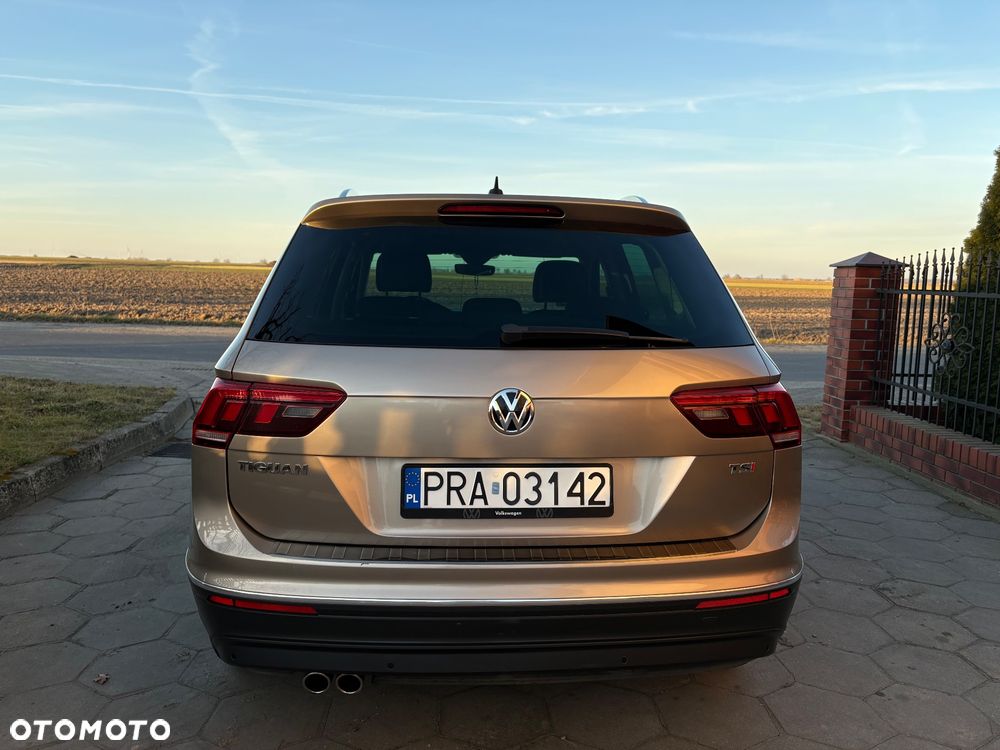 Volkswagen Tiguan - 5