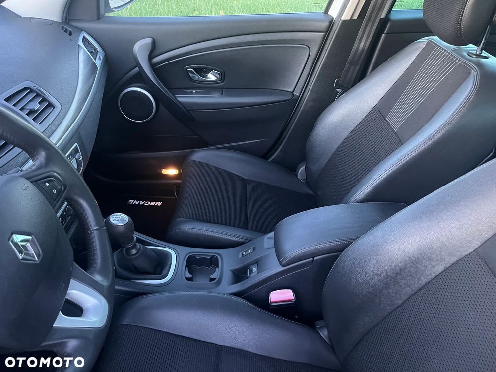 Renault Megane ENERGY dCi 110 Start & Stop Dynamique - 14