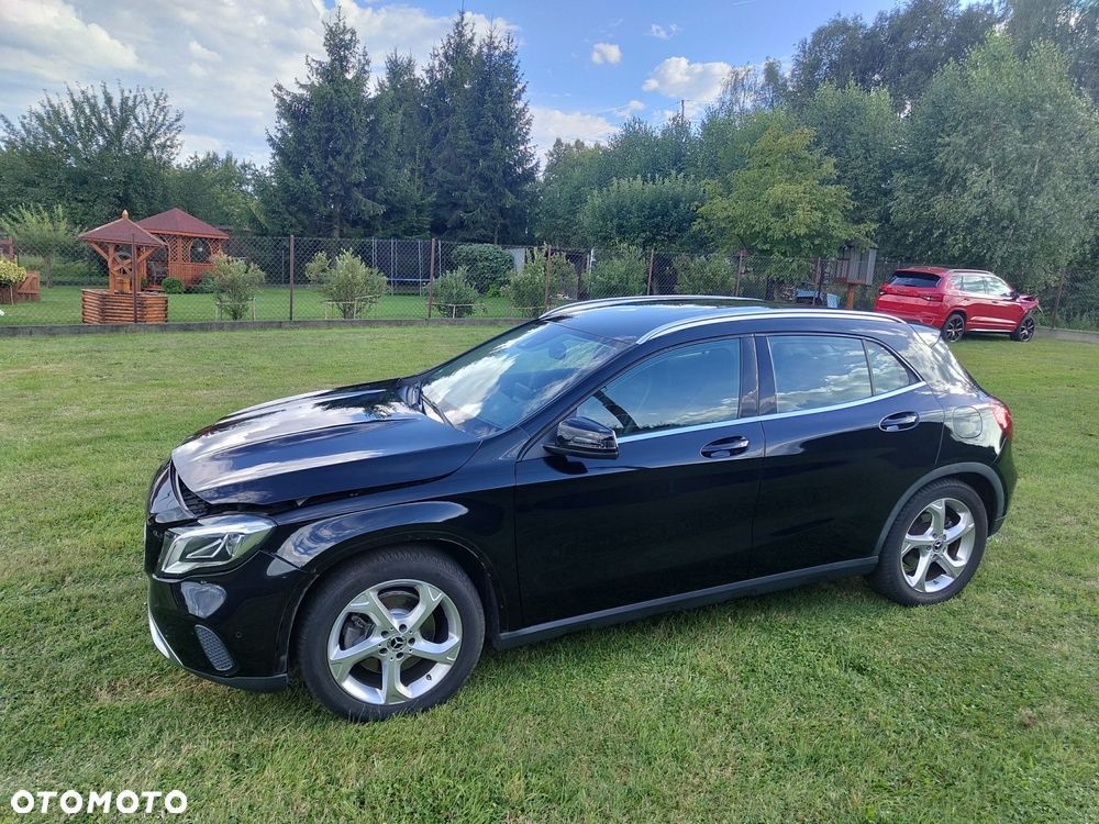 Mercedes-Benz GLA 250 7G-DCT Peak Edition - 23
