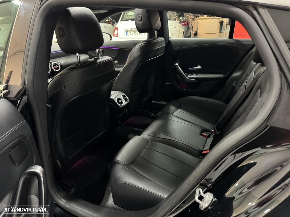 Mercedes-Benz CLA 180 d Progressive - 44